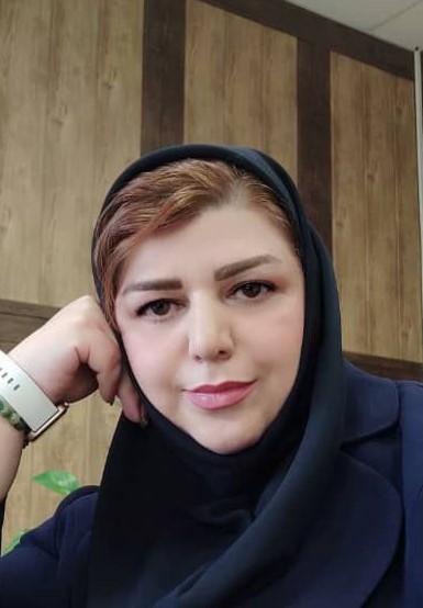 زهرا کرمی